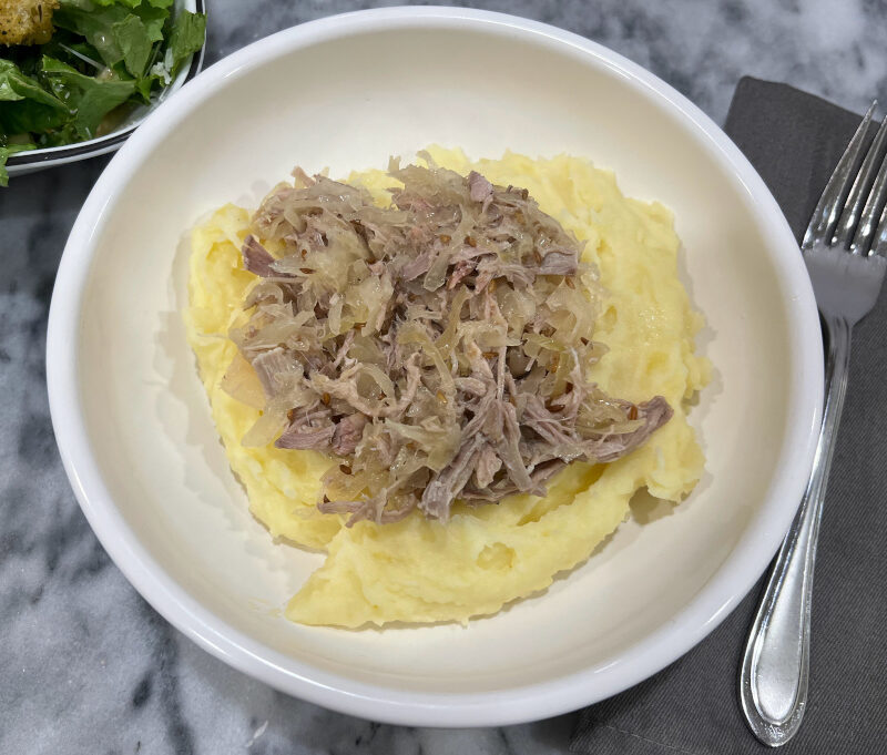 slow cooker pork and sauerkraut